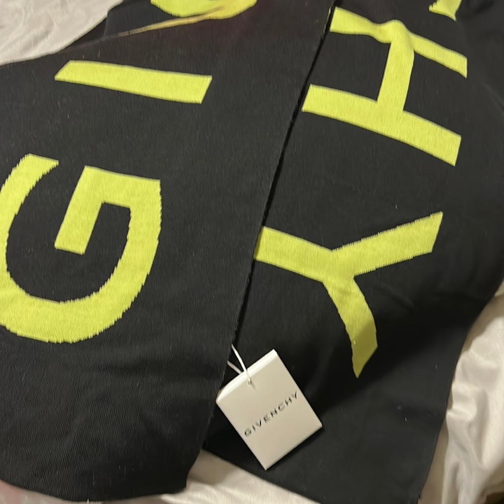 Authentic givenchy logo scarf